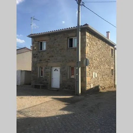 A Casinha Rustica Com Todo O Conforto *